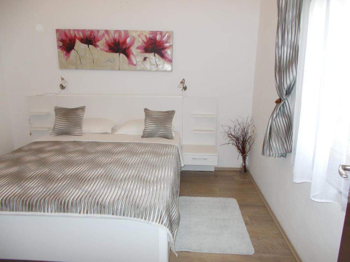 Apartment Dragana